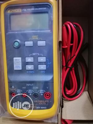 Fluke 715 Volt/Ma Calibrator