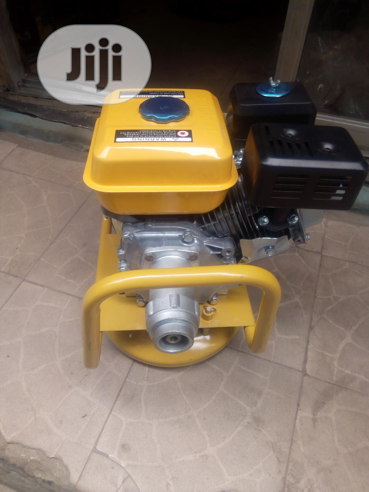Pocker Vibrating Machine
