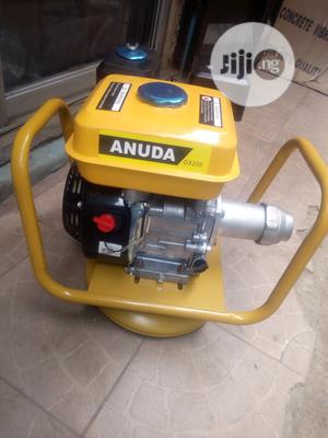 Pocker Vibrating Machine