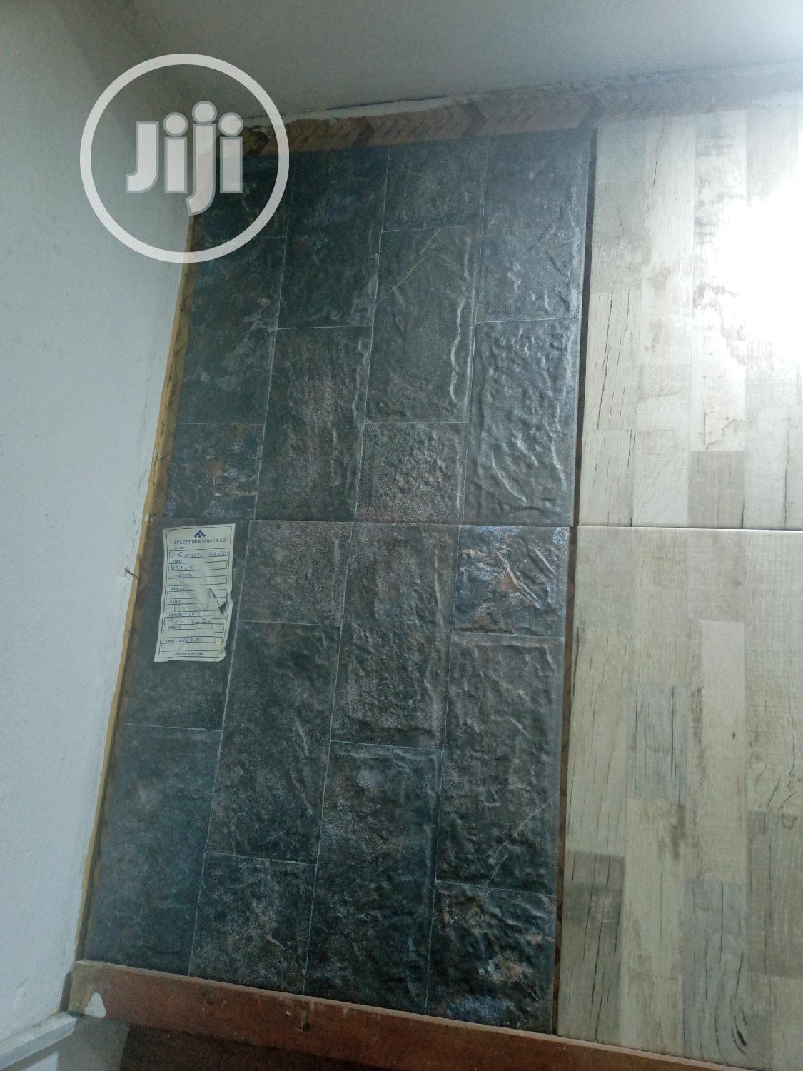 Spain External Wall 45*45