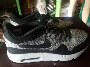 Nike Airmax Size 40 Canvas