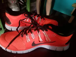 Nike Size 42 Jugging Canvas