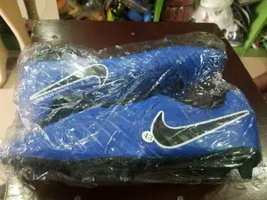 Nike Size 43 Soccer Boot