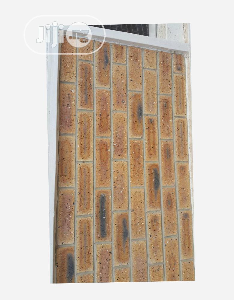 Thin Bricks Veneer (Duet)
