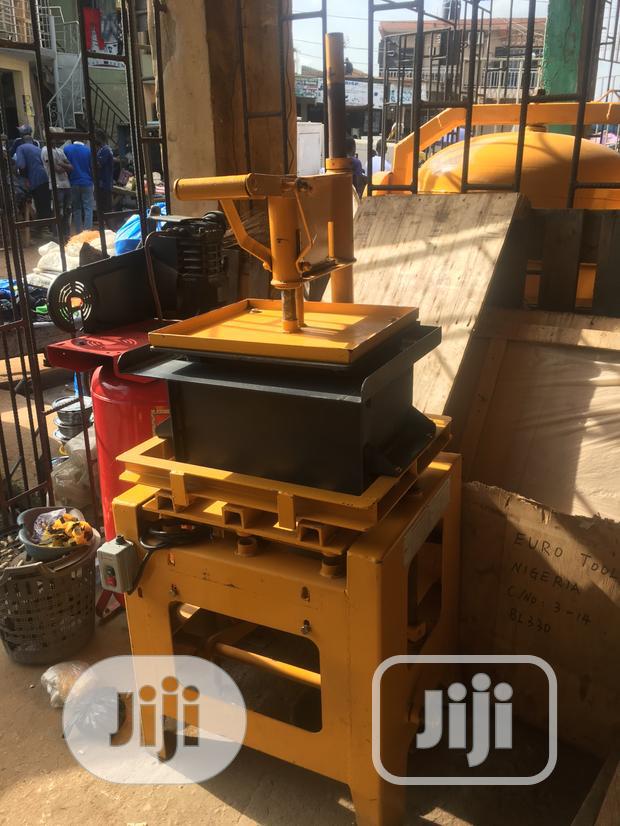 Block Mulder Machine