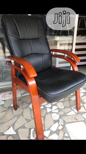 A Unique Executive Visitors Chair