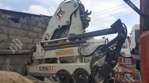 9.3tons PM SERIE 18 Hiab 9.3tons Capacity