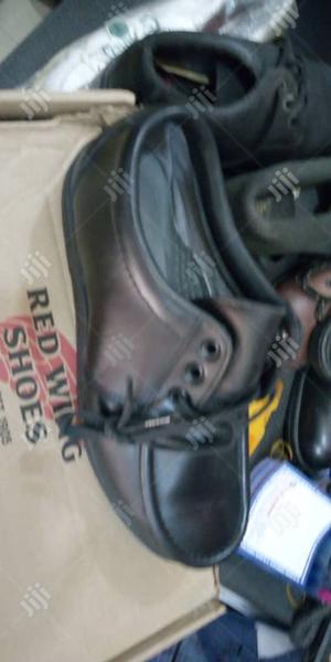 Safety Shoes.