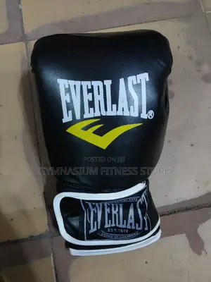Boxing Glove Black With Touch Yellow