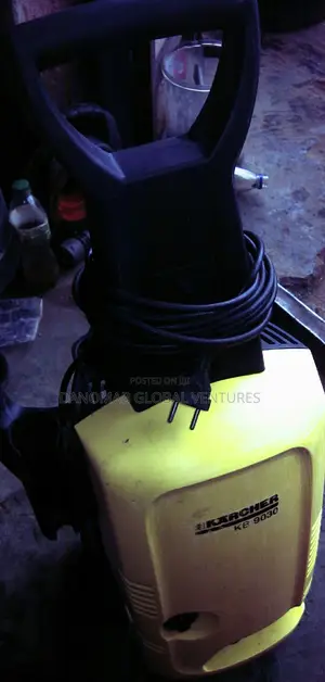 KARCHER KB 9030 Pressure Washer With Hose Attachments