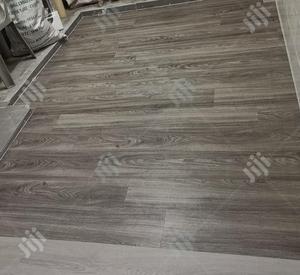Korean Vinyl Pvc Wood-Like Floor. Can Be Laid on Ceramic