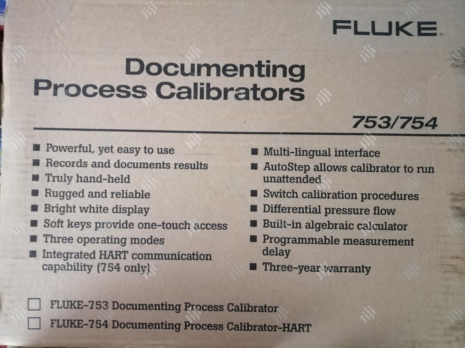 Fluke 754 Documenting Process Calibrator