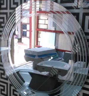 Round Mirror