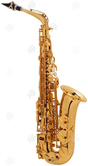 Yamaha Tenor Gold Saxophone