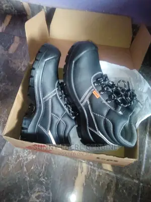 Rugged and Smart Safety Boots Genuine Leather