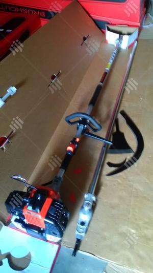 Palm Harvesters Brushcutters