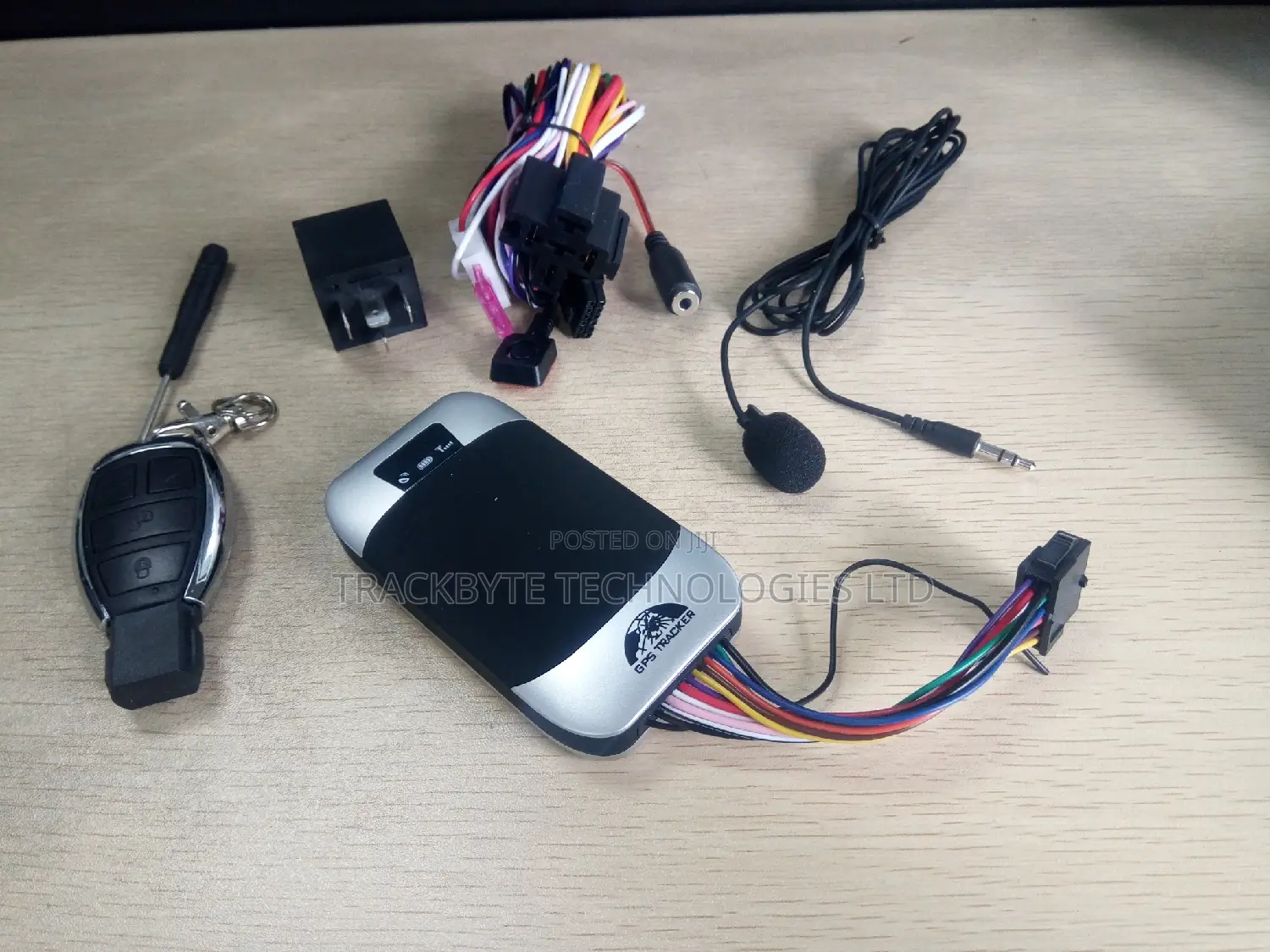 Vehicle Tracker Installation