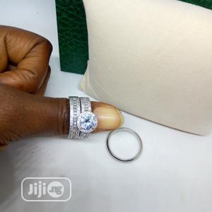 Exotic Couple's Wedding Ring Inside A Ring Box - Silver