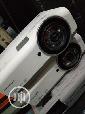 Cheap Tokunbu Short Projector With HDMI