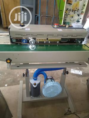 Continuous Sealing Machine