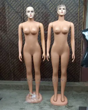 Female Full Body Plastic Fashion Clothes Display Modelss 1