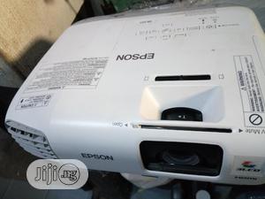 Uk Used Epson Projector for Presentation