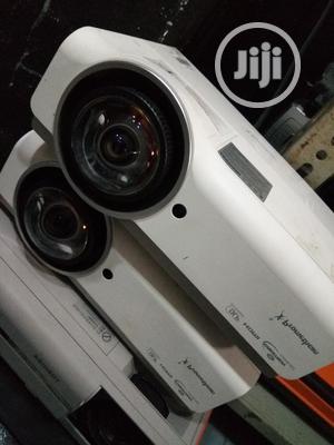 Projector for Large Auditoriums With HDMI