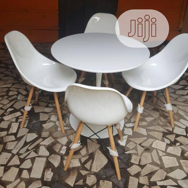 Seating Chair