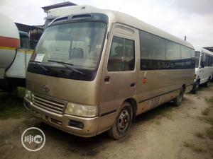 Toyota Coaster 2012