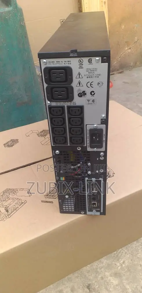 APC Surta3000xl 3000va 220-240v UPS