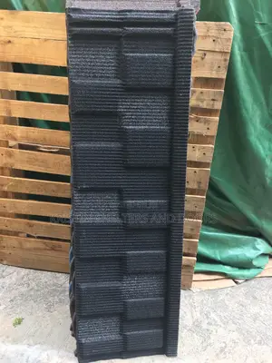 Roofing Sheet Pure Black and White Shingle