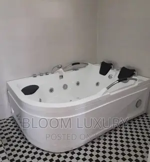 Jacuzzi 180×120cm ( England)