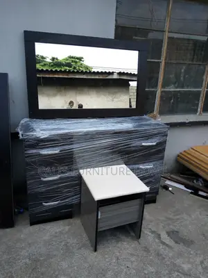4ft Dresser