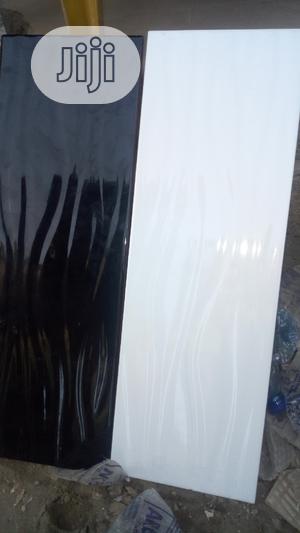 Wall Tiles Black and White