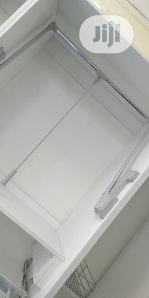 Wardrobe Lifter