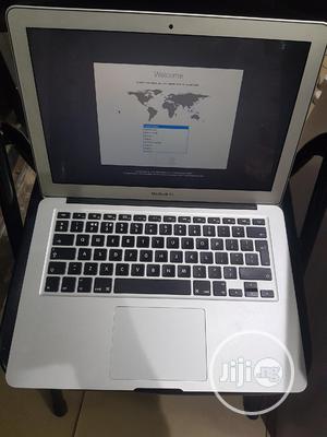 Laptop Apple MacBook Air 4GB Intel Core I5 SSD 128GB