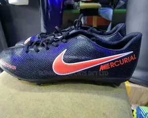 Nike Size 45 Nike Boot