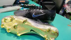 Size 43 Leather Nike Boot