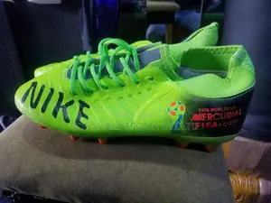 Size 43 Leather Nike Boot
