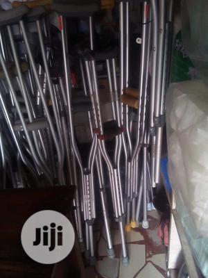 Auxiliary Crutches