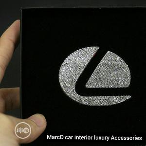 Diamond Stunded Entrusted Logo Placer.