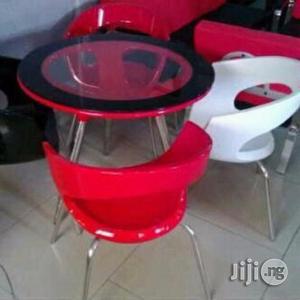 Unique Glass Table And Chairs
