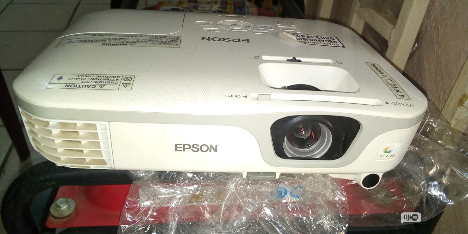 Slim Epson Projector
