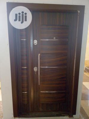 Castillo Door