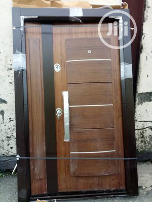 Castillo Door