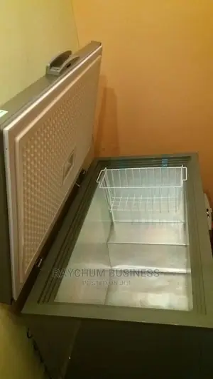 Syinix Chest Freezer 250liters