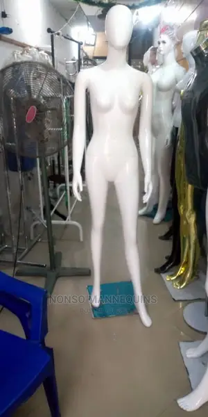 White Female Mannequins