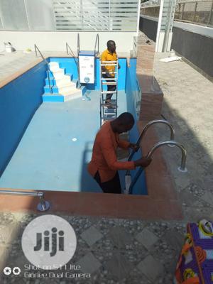 Fiberglass Swimming Pool Construction