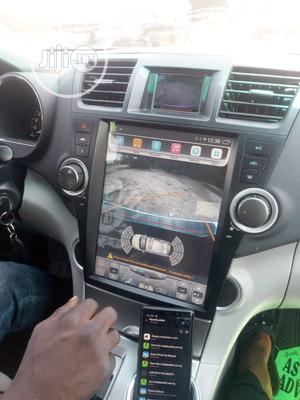 Highlander 08/012 Android DVD With Reverse Camera