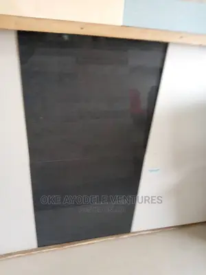 Super Polished 60/60 Plain Black
